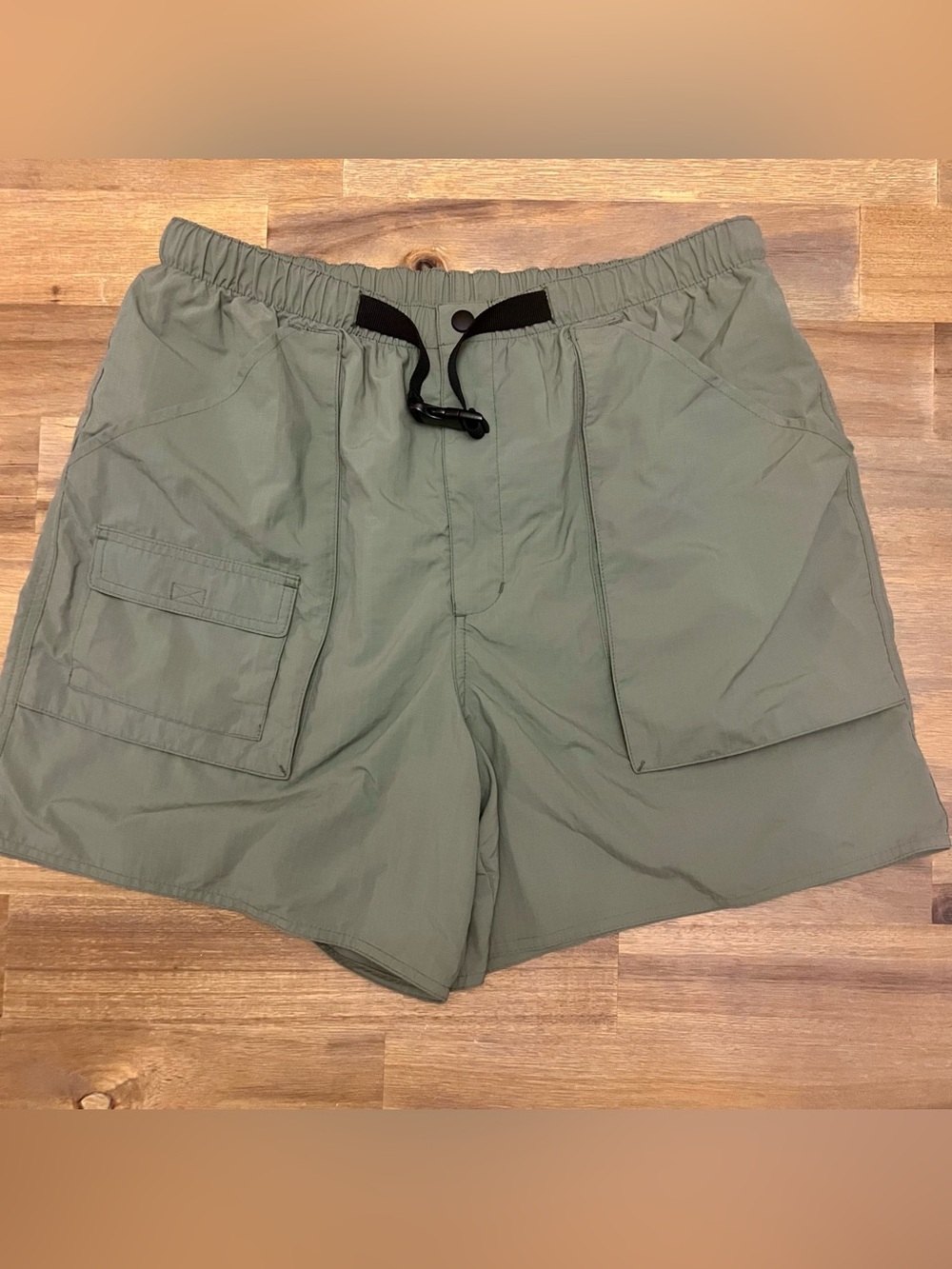 Lands' End Mens Green Belted Cargo Shorts Trunks Large 36-38 Mesh Lined Swim